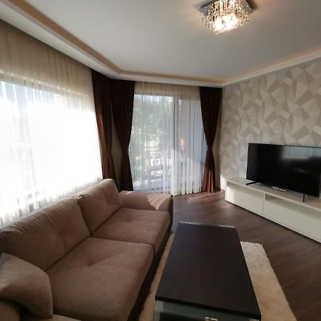 City Center Lux Apartment Varna Exteriör bild