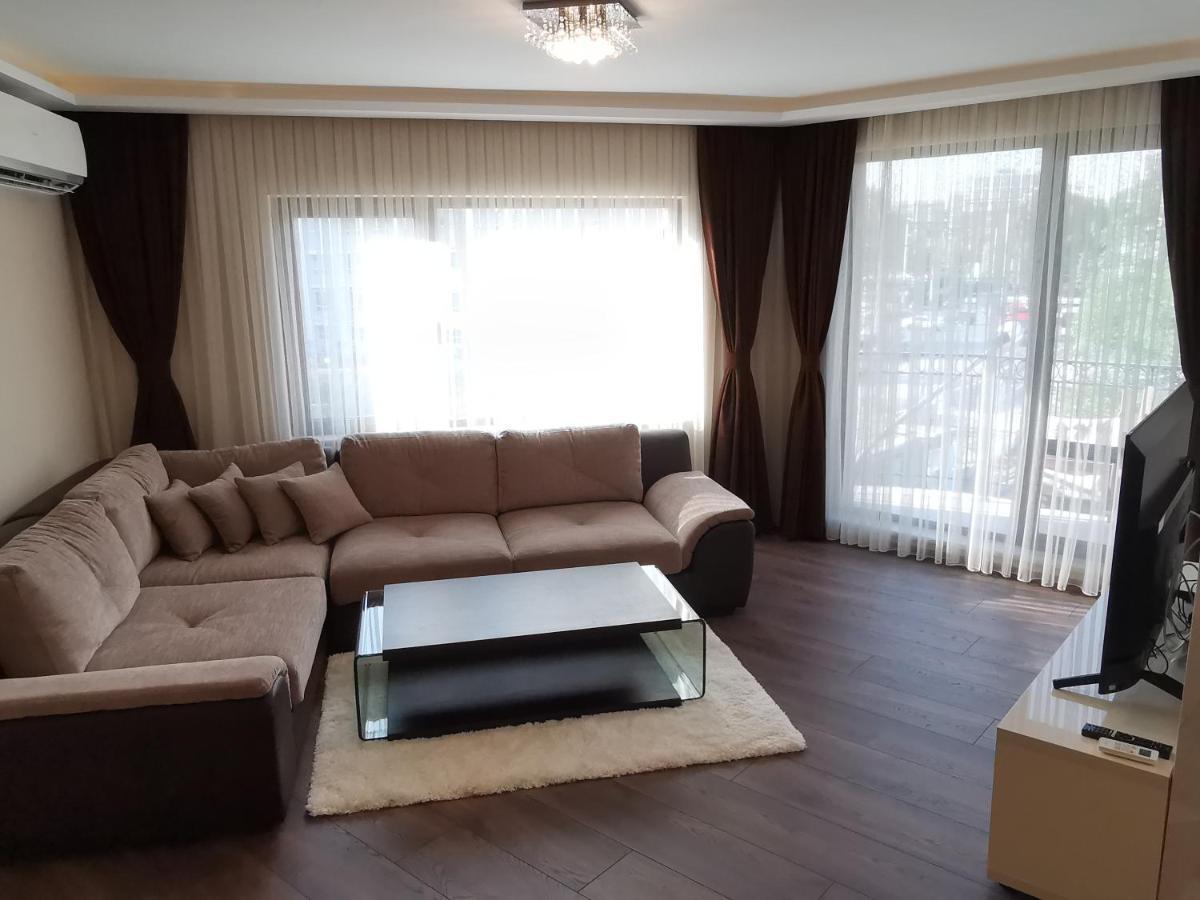 City Center Lux Apartment Varna Exteriör bild