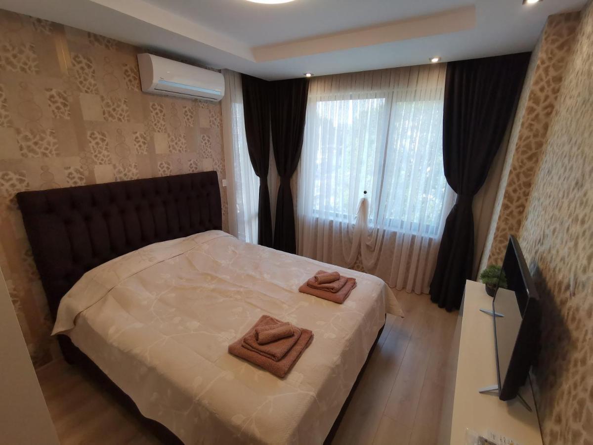 City Center Lux Apartment Varna Exteriör bild